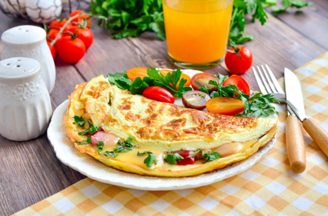 Sycący omlet na szybkie śniadanie przepis ze zdjęciami krok po kroku i wideo
