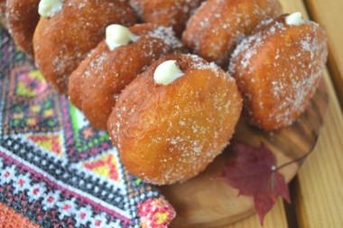 Pączki z kremem budyniowym przepis ze zdjęciami krok po kroku