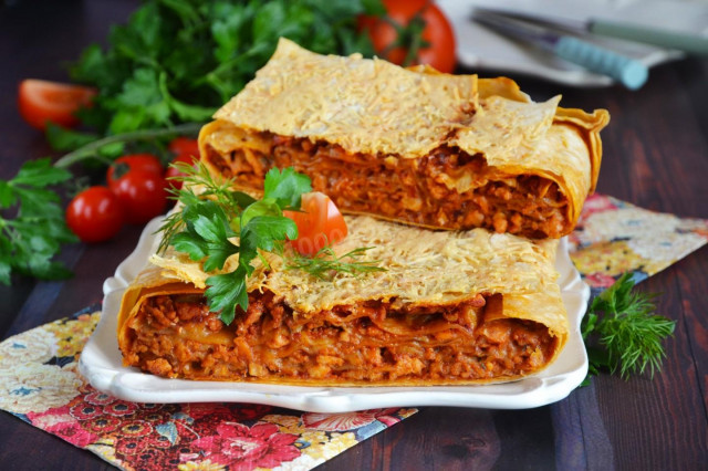 Leniwa lasagne z lawasza z mięsem mielonym w piekarniku przepis ze zdjęciami krok po kroku i wideo