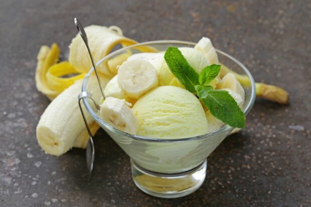 Lody bananowe