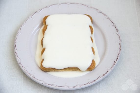 Tiramisu ze śmietaną i mascarpone: zdjęcie przygotowania przepisu, krok 5 Tiramisu ze śmietaną i mascarpone: zdjęcie przygotowania przepisu, krok 5