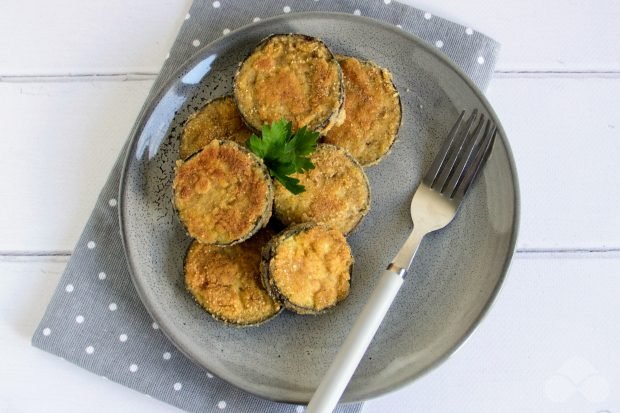 Smażony bakłażan w panierce-prosty i pyszny przepis ze zdjęciem (krok po kroku)