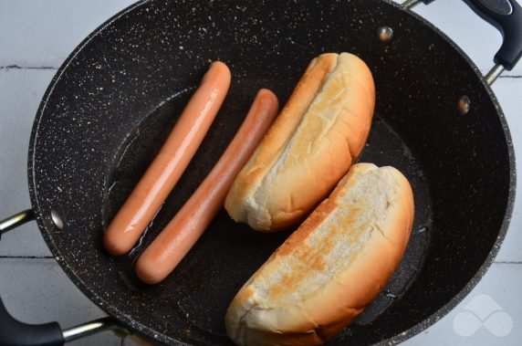 Najsmaczniejszy hot dog na piknik: zdjęcie przygotowania przepisu, krok 1