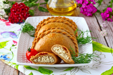 Pierożki z mąki żytniej bez drożdży z piekarnika przepis ze zdjęciami krok po kroku
