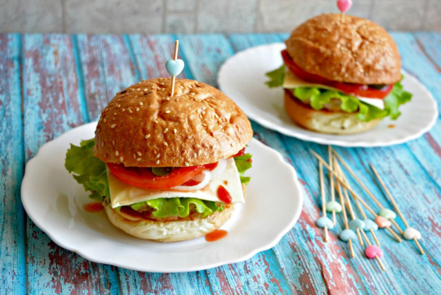 Krabburger od SpongeBoba przepis ze zdjęciami krok po kroku