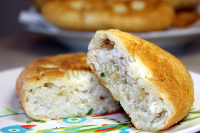 Pierożki z gotowego ciasta drożdżowego z ryżem przepis ze zdjęciami krok po kroku i wideo