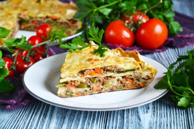 Leniwa lasagne z lawaszu z mięsem mielonym na patelni przepis ze zdjęciami krok po kroku i wideo