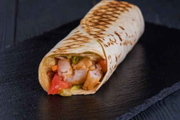 Shawarma z krewetkami-prosty i pyszny przepis, jak gotować krok po kroku