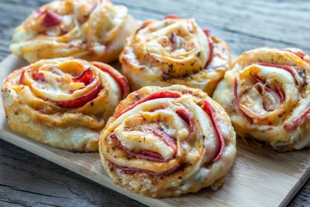 Pizza Rolls-prosty i pyszny przepis, jak gotować krok po kroku