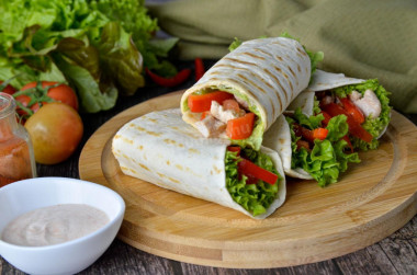 Tortilla z kurczakiem i warzywami w domu przepis ze zdjęciami krok po kroku i wideo