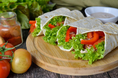 Tortilla z kurczakiem i warzywami w domu przepis ze zdjęciami krok po kroku i wideo