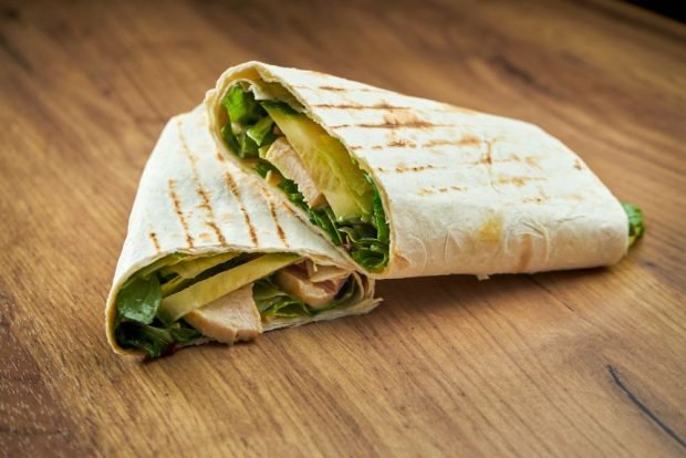 Shawarma z rybą-prosty i pyszny przepis, jak gotować krok po kroku