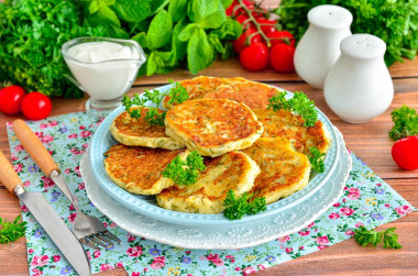 Placuszki z puree ziemniaczanego z patelni przepis ze zdjęciami krok po kroku i wideo