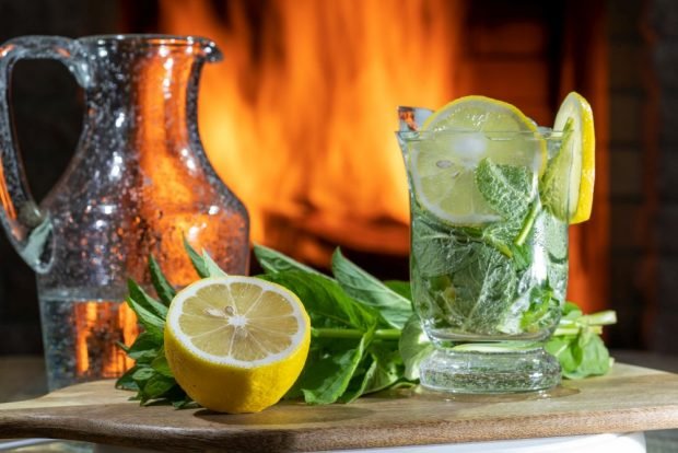 Mojito z wodą mineralną-prosty i pyszny przepis na gotowanie krok po kroku