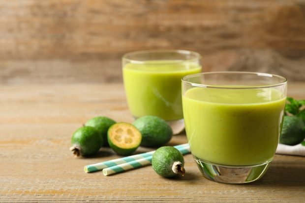 Smoothie z feijoa i banana-prosty i pyszny przepis, jak zrobić krok po kroku