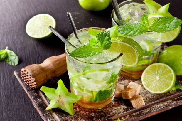 Klasyczny przepis na Mojito z karambolą-prosty i pyszny przepis, jak gotować krok po kroku