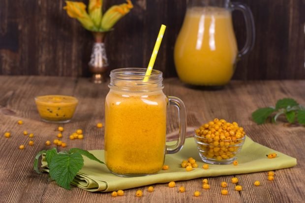 Smoothie z rokitnikiem w blenderze-prosty i smaczny przepis, jak zrobić krok po kroku