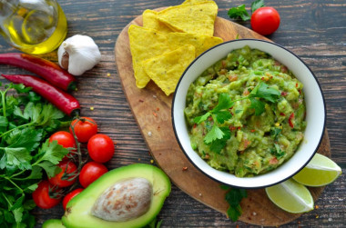 Klasyczny sos guacamole przepis ze zdjęciami krok po kroku i wideo