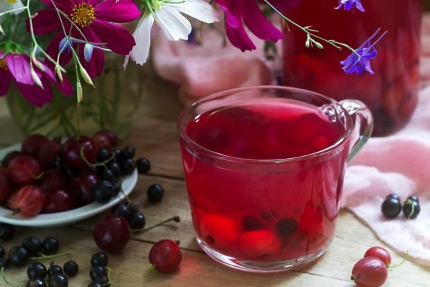 Kompot jagodowy w pośpiechu – prosty i pyszny przepis, jak gotować krok po kroku