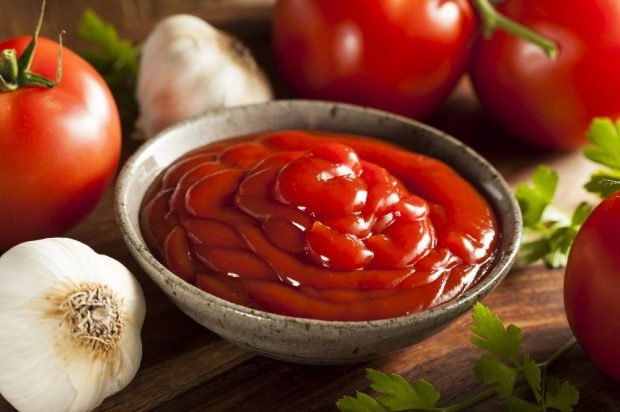 Domowy ketchup-prosty i pyszny przepis, jak gotować krok po kroku
