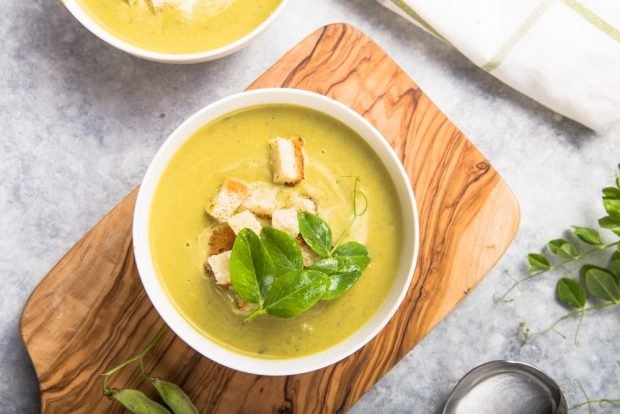 Zupa grochowa-puree z warzywami w powolnej kuchence-prosty i pyszny przepis, jak gotować krok po kroku