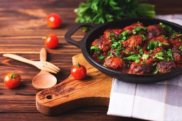 Sos pomidorowy do mięsa-prosty i pyszny przepis, jak gotować krok po kroku
