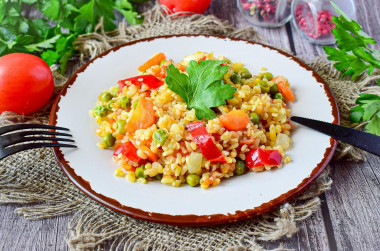 Bulgur z warzywami na patelni przepis ze zdjęciami krok po kroku i wideo