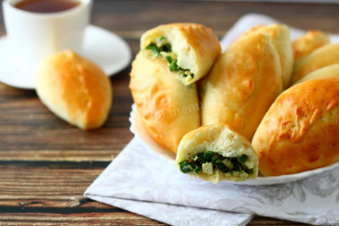 Drożdżowe pierożki ze szczypiorkiem i jajkiem w piekarniku przepis ze zdjęciami krok po kroku i wideo