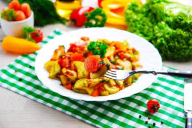 Sauté z cukinii przepis ze zdjęciami krok po kroku i wideo