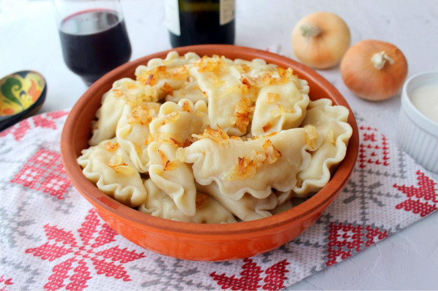 Pierogi na wodzie z ziemniakami przepis ze zdjęciami krok po kroku i wideo
