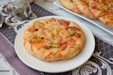 Mini pizza z piekarnika przepis ze zdjęciami krok po kroku i wideo