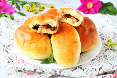 Maślane pierożki drożdżowe z piekarnika przepis ze zdjęciami krok po kroku i wideo