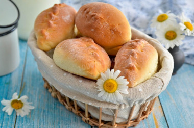 Pierożki z ryżem i jajkiem z piekarnika przepis ze zdjęciami krok po kroku i wideo