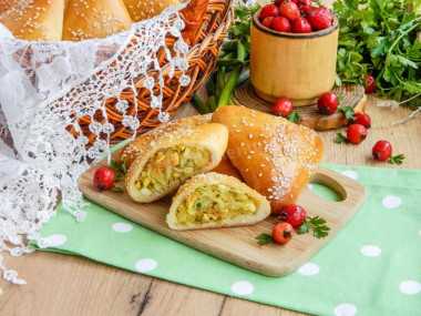 Pierożki z piekarnika z kapustą i jajkiem przepis ze zdjęciami krok po kroku i wideo
