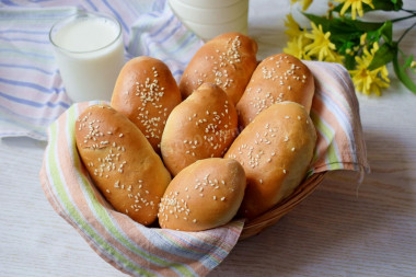 Pierożki z mięsem mielonym z ciasta drożdżowego w piekarniku przepis ze zdjęciami krok po kroku i wideo