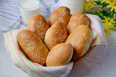 Pierożki z mięsem mielonym z ciasta drożdżowego w piekarniku przepis ze zdjęciami krok po kroku i wideo