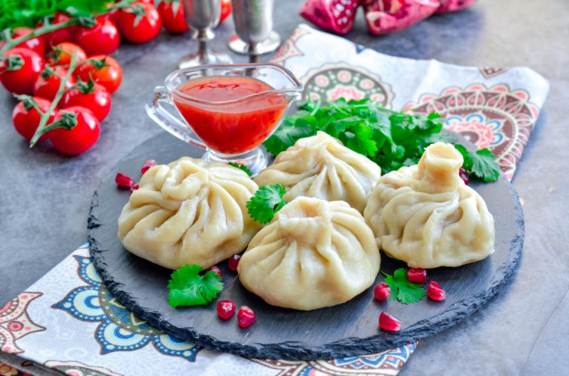 Domowe chinkali po gruzińsku przepis ze zdjęciami krok po kroku i wideo