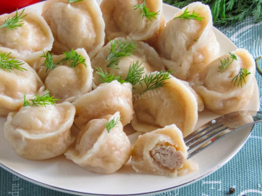Pielmieni z wieprzowiny przepis ze zdjęciami krok po kroku i wideo