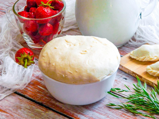 Ciasto na pierogi na kefirze przepis ze zdjęciami krok po kroku