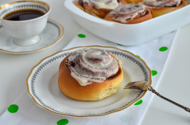 Bułeczki Cinnabon z cynamonem przepis ze zdjęciami krok po kroku i wideo