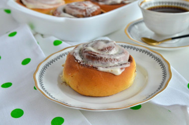 Bułeczki Cinnabon z cynamonem przepis ze zdjęciami krok po kroku i wideo