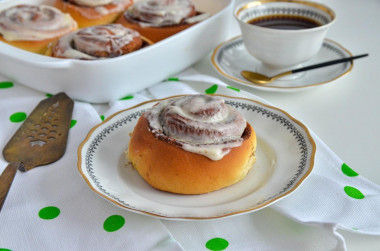 Bułeczki Cinnabon z cynamonem przepis ze zdjęciami krok po kroku i wideo