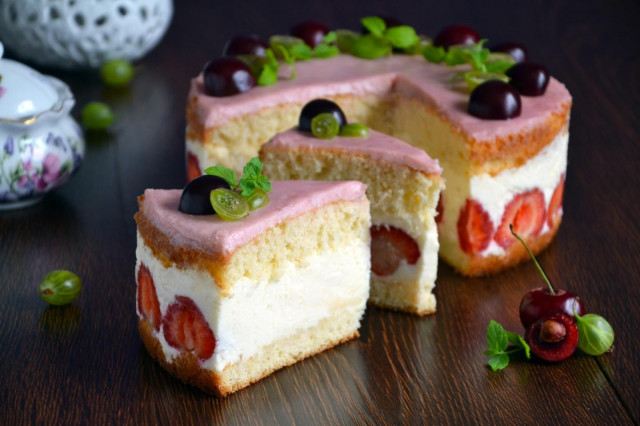 Tort Fraisier z truskawkami przepis ze zdjęciami krok po kroku i wideo