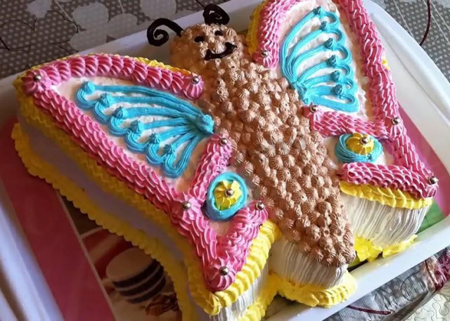 Tort „Motylek” przepis ze zdjęciami krok po kroku i wideo