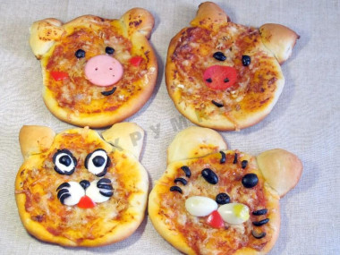 Zabawna mini pizza dla dzieci przepis ze zdjęciami krok po kroku i wideo