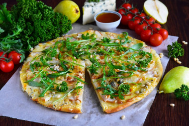 Pizza z gruszką i gorgonzolą przepis ze zdjęciami krok po kroku i wideo