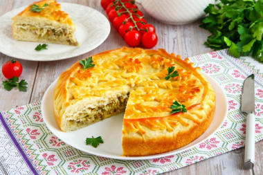 Drożdżowy placek z kapustą i mięsem przepis ze zdjęciami krok po kroku