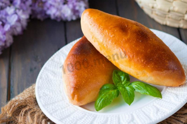 Pierożki z delikatnego ciasta na kefirze ze szczypiorkiem i jajkiem przepis ze zdjęciami krok po kroku i wideo