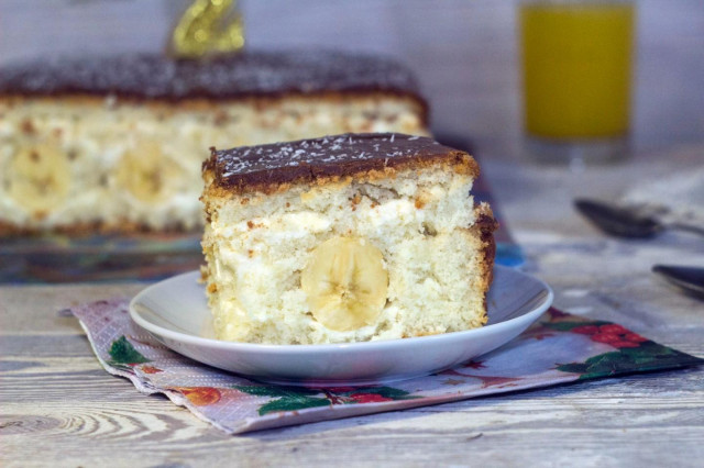Bananowy tort biszkoptowy przepis ze zdjęciami krok po kroku i wideo
