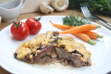 Filet wołowy po francusku z pieczarkami i ziemniakami przepis ze zdjęciami krok po kroku i wideo